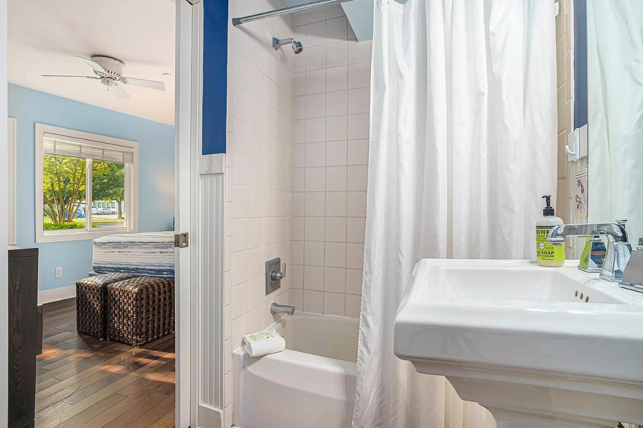 Bluebird Condo Douglas ภายนอก รูปภาพ